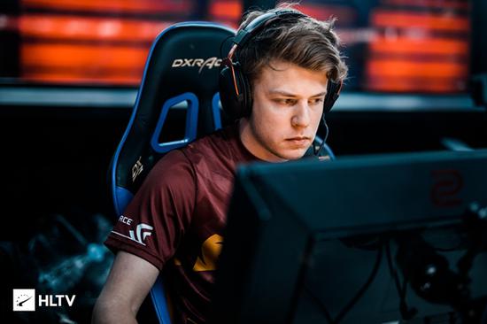 Passion UA 在 2025 年 StarLadder 布达佩斯 Major 第二阶段中输给了 FaZe